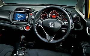 フィットRS 内部